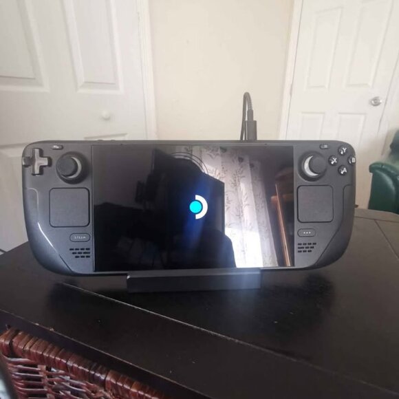 Steam Deck 512 GB w/ Docking Station - LCD - Perfect Condition - Picture 3 of 6